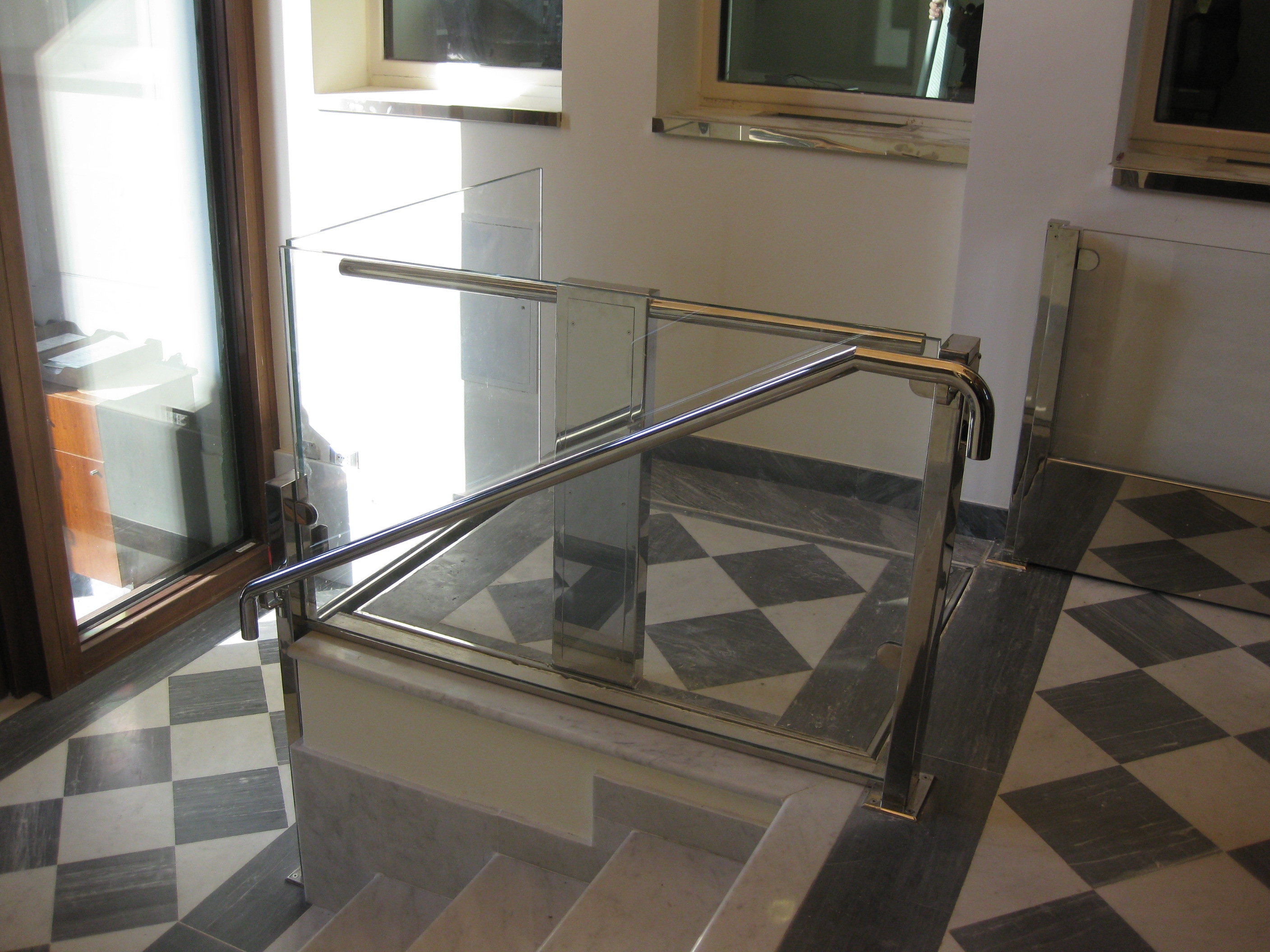 Accessible Route - Lift Main Lobby